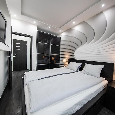 Spacious 3-Room Apartment With Free Parking Будапешт Экстерьер фото