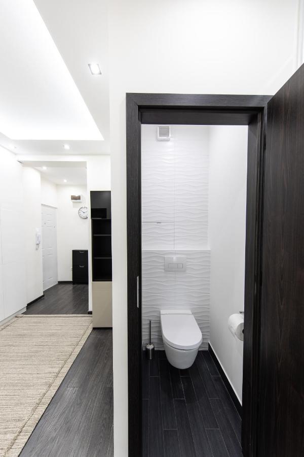 Spacious 3-Room Apartment With Free Parking Будапешт Экстерьер фото
